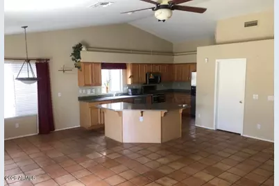 19022 N 24th Place, Phoenix, AZ 85050 - Photo 3