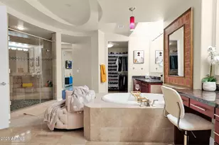 8 Biltmore Estate, Phoenix, AZ 85016 - Photo 27