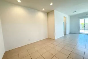 15661 W Smoketree Dr, Surprise, AZ 85387 - Photo 11