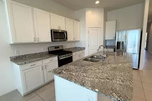 15661 W Smoketree Dr, Surprise, AZ 85387 - Photo 7