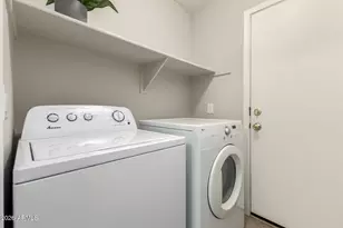 1384 S Sabino Dr, Gilbert, AZ 85296 - Photo 25