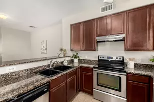 1384 S Sabino Dr, Gilbert, AZ 85296 - Photo 13