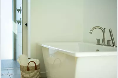 1729 E Winchcomb Drive, Phoenix, AZ 85022 - Photo 25