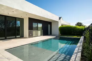 1729 E Winchcomb Dr, Phoenix, AZ 85022 - Photo 37