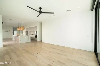 1729 E Winchcomb Drive, Phoenix, AZ 85022 - Photo 17