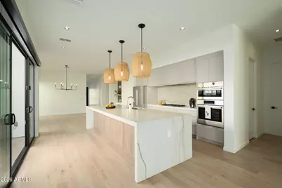 1729 E Winchcomb Drive, Phoenix, AZ 85022 - Photo 13