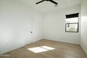 1729 E Winchcomb Dr, Phoenix, AZ 85022 - Photo 31