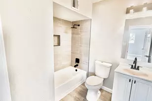 4230 N 49th Dr, Phoenix, AZ 85031 - Photo 21