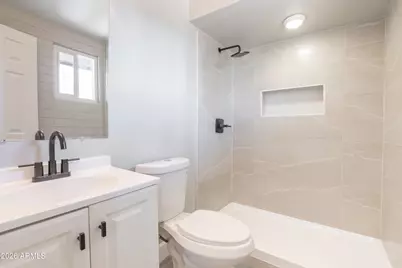 4230 N 49th Drive, Phoenix, AZ 85031 - Photo 17
