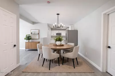 4230 N 49th Drive, Phoenix, AZ 85031 - Photo 9