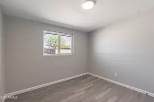 4230 N 49th Dr, Phoenix, AZ 85031 - Photo 23