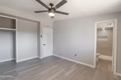 4230 N 49th Drive, Phoenix, AZ 85031 - Photo 17