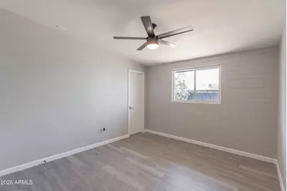 4230 N 49th Drive, Phoenix, AZ 85031 - Photo 15