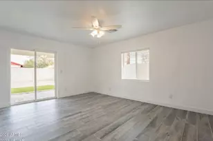 5039 N 18th Ave, Phoenix, AZ 85015 - Photo 9