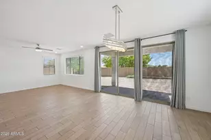 7221 N 74th Ave, Glendale, AZ 85303 - Photo 9