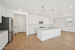 7221 N 74th Ave, Glendale, AZ 85303 - Photo 17