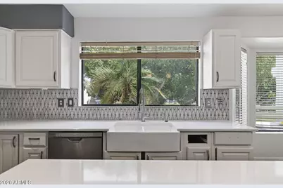 3241 S Horizon Place, Chandler, AZ 85248 - Photo 5