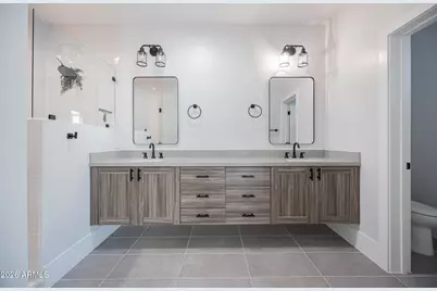 142 E Hearne Way, Gilbert, AZ 85234 - Photo 19