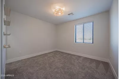 142 E Hearne Way, Gilbert, AZ 85234 - Photo 23