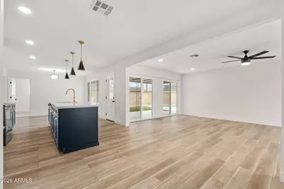 7734 N 34th Avenue, Phoenix, AZ 85051 - Photo 9