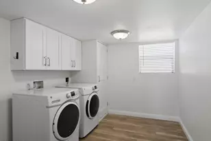 5201 E Fellars Dr, Scottsdale, AZ 85254 - Photo 9