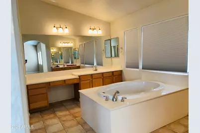 5505 E Holmes Avenue, Mesa, AZ 85206 - Photo 15