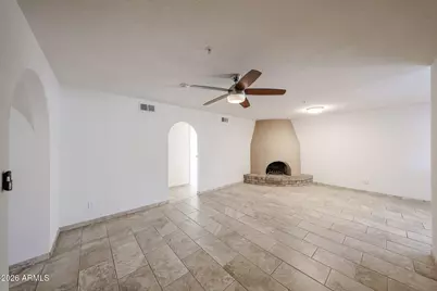 10624 N 25th Street, Phoenix, AZ 85028 - Photo 3