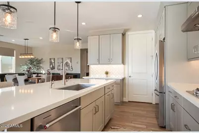 11353 N Luckenbach Street, Surprise, AZ 85388 - Photo 9