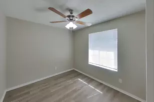 6826 W Cholla St, Peoria, AZ 85345 - Photo 17