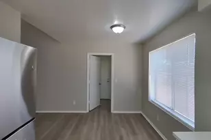 6826 W Cholla St, Peoria, AZ 85345 - Photo 5