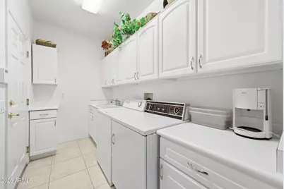 19619 N Wessex Drive, Surprise, AZ 85387 - Photo 47