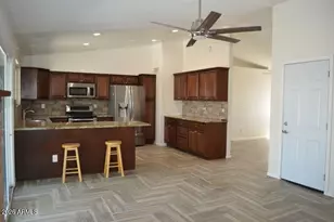 9614 W Echo Ln, Peoria, AZ 85345 - Photo 7