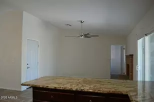 9614 W Echo Ln, Peoria, AZ 85345 - Photo 13