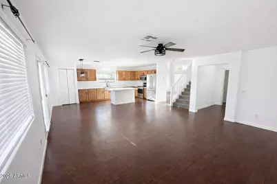 275 W Brangus Way, San Tan Valley, AZ 85143 - Photo 13