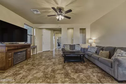 21368 N Cecil Court, Maricopa, AZ 85138 - Photo 5