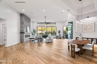 4414 E Vermont Avenue S, Phoenix, AZ 85018 - Photo 11