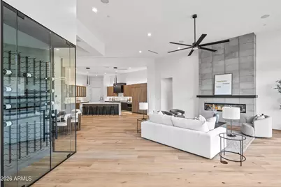 4414 E Vermont Avenue S, Phoenix, AZ 85018 - Photo 9