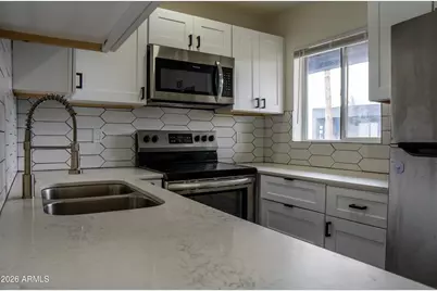 2923 N 38th Street, Phoenix, AZ 85018 - Photo 11