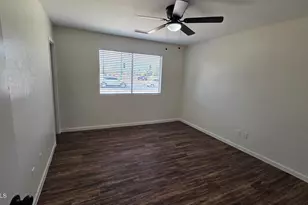 4057 N 79th Dr, Phoenix, AZ 85033 - Photo 21