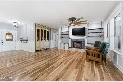 2076 E Willis Road, Gilbert, AZ 85297 - Photo 7