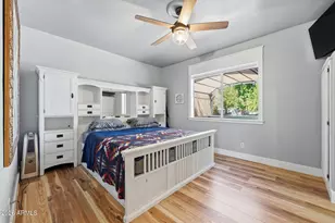 2076 E Willis Rd, Gilbert, AZ 85297 - Photo 29