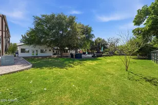 2076 E Willis Rd, Gilbert, AZ 85297 - Photo 53