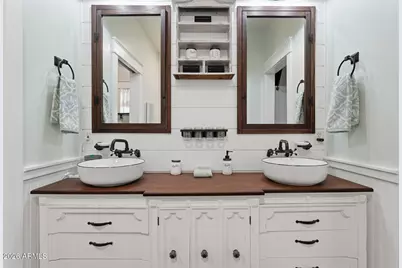 2076 E Willis Road, Gilbert, AZ 85297 - Photo 33