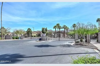 2116 E Beautiful Lane, Phoenix, AZ 85042 - Photo 3