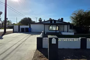 3347 E Windsor Ave, Phoenix, AZ 85008 - Photo 1