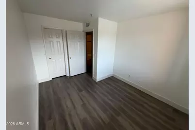 17 E Ruth Avenue #Unit 305, Phoenix, AZ 85020 - Photo 9