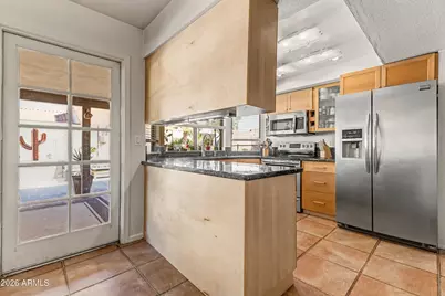 5002 E Le Marche Avenue, Scottsdale, AZ 85254 - Photo 15