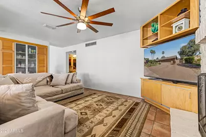 5002 E Le Marche Avenue, Scottsdale, AZ 85254 - Photo 13