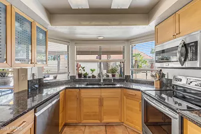 5002 E Le Marche Avenue, Scottsdale, AZ 85254 - Photo 17