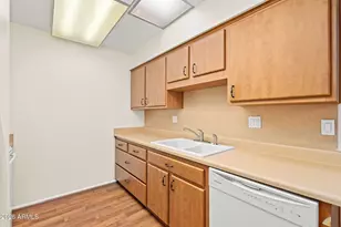 13066 N 100th Ave, Sun City, AZ 85351 - Photo 9